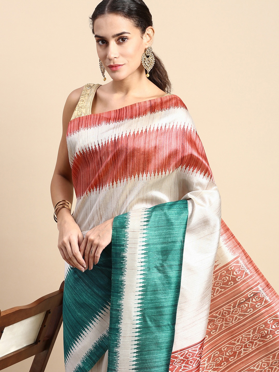 

VISHNU WEAVES Abstract Printed Tussar Saree, Red