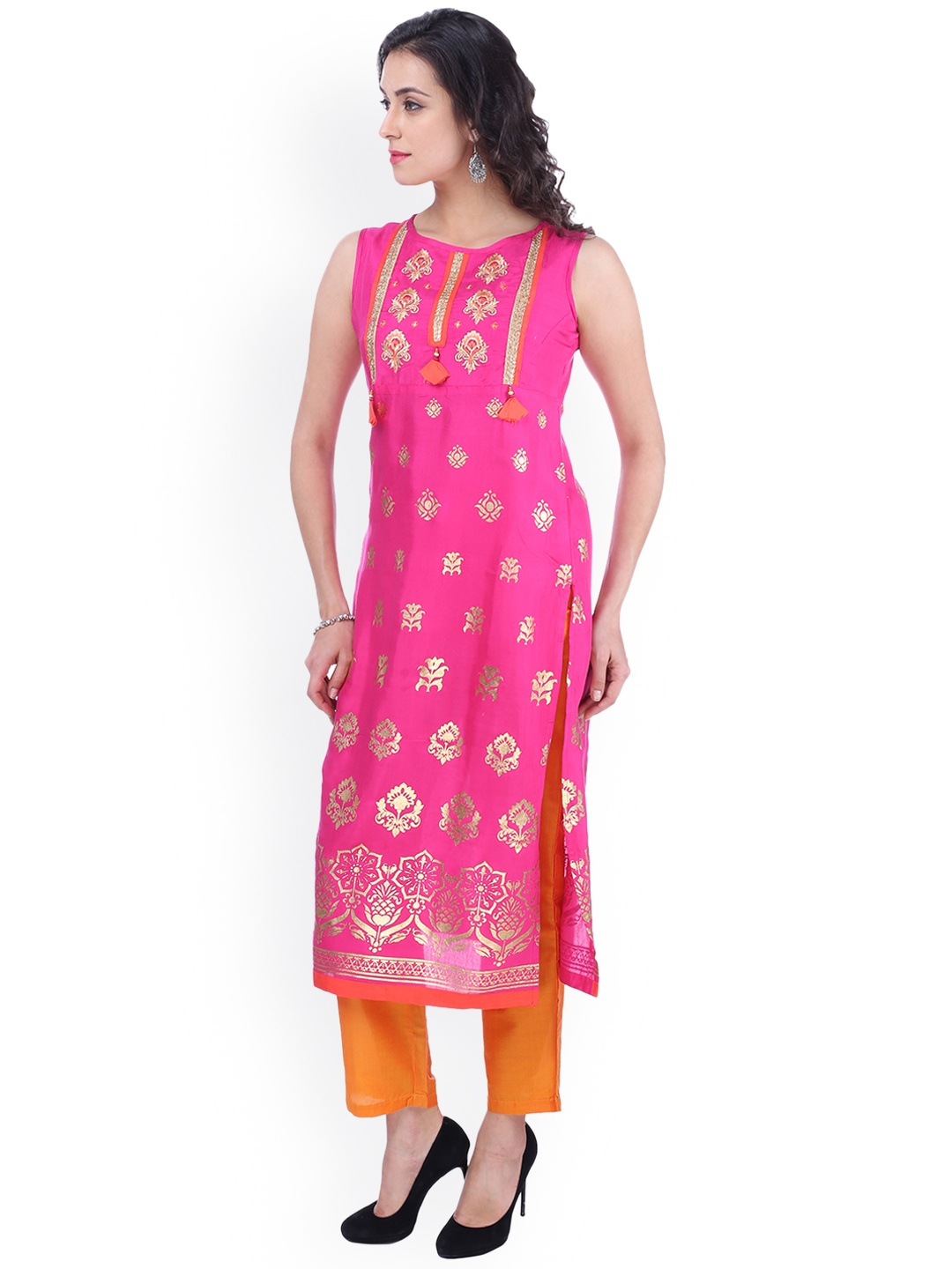 

Indian Ink Women Pink & Gold-Toned Embroidered Straight Kurta
