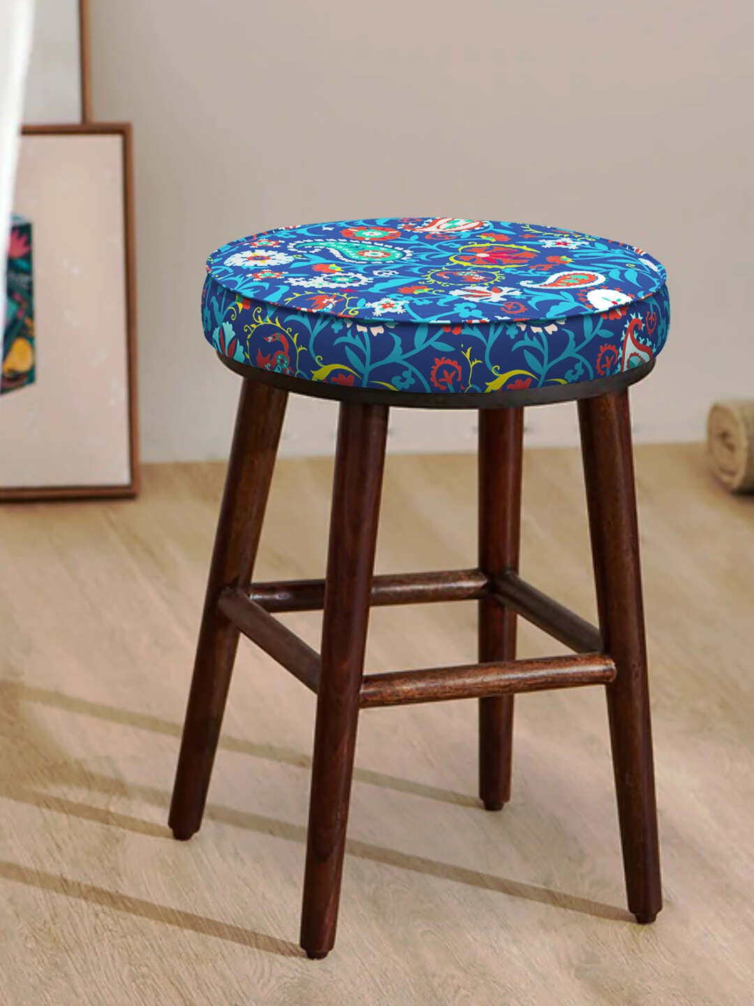 

Chumbak Blue & Red Printed Round Ottoman