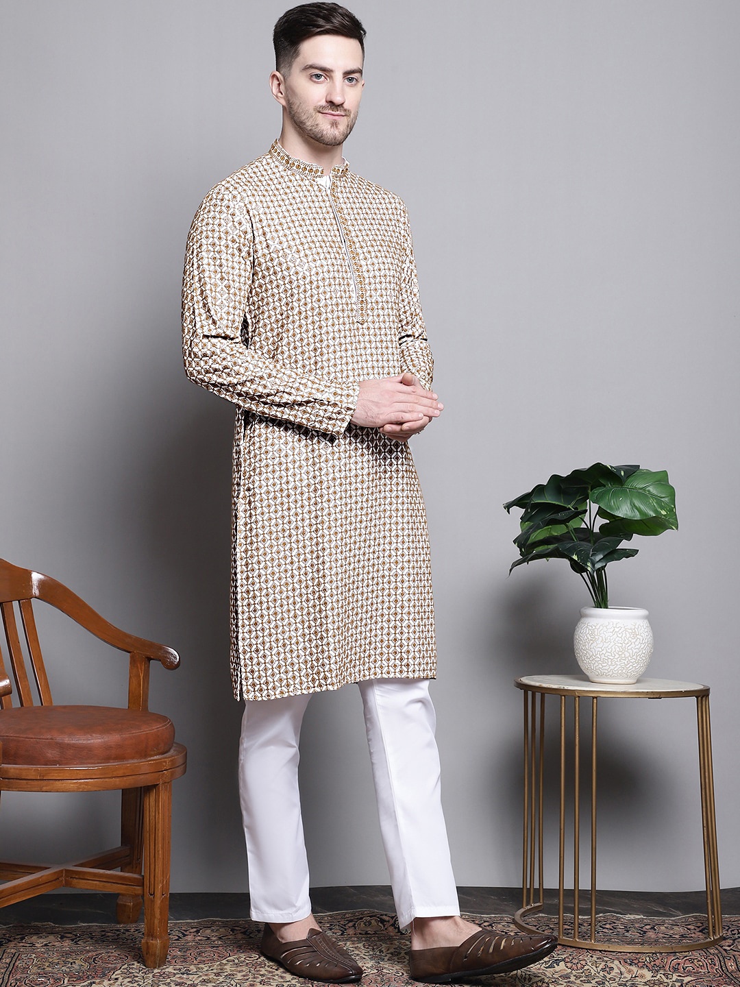 

Jompers Geometric Self Design Sequinned Pure Cotton Straight Kurta With Pyjamas, Cream