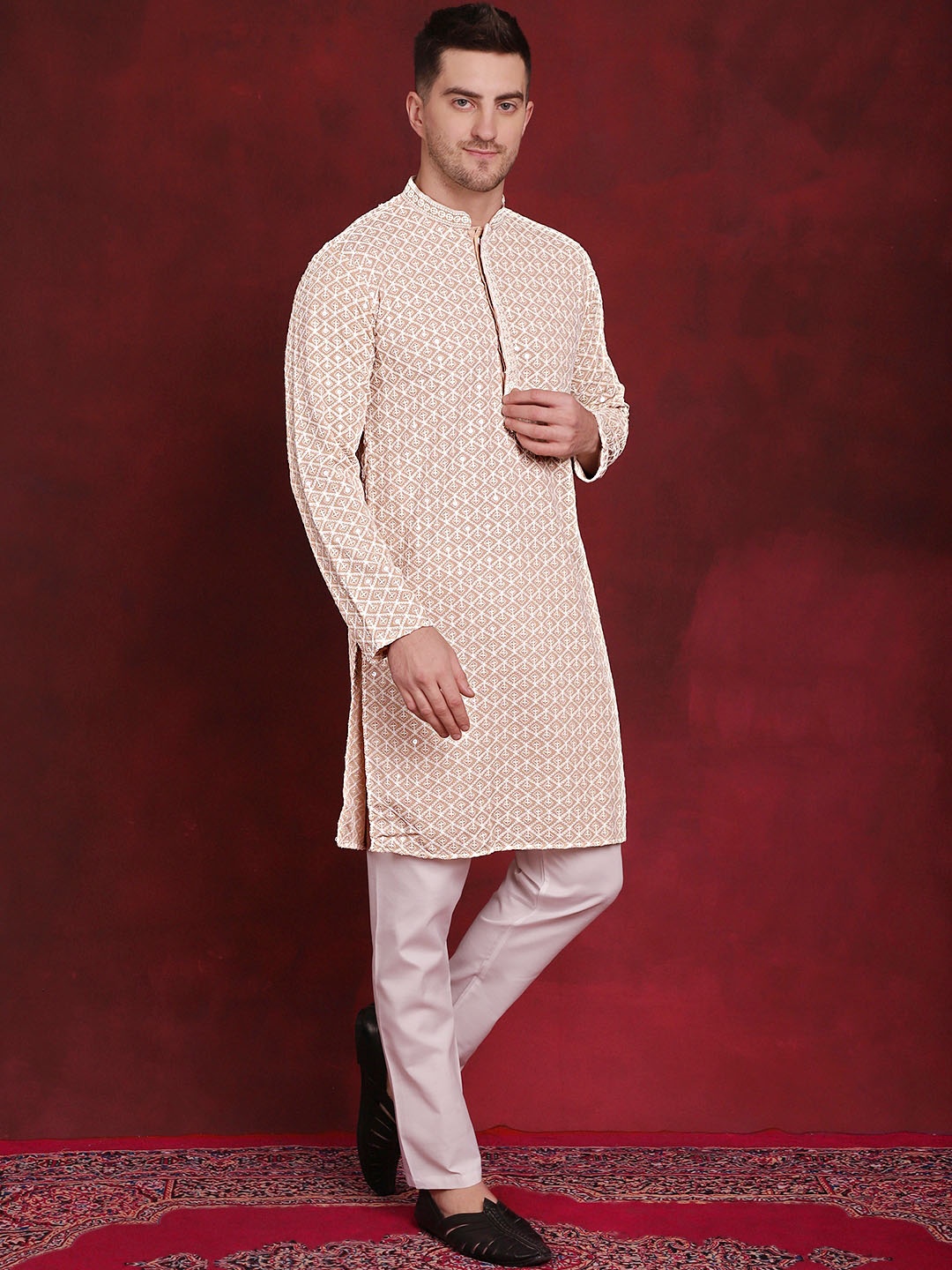 

Jompers Geometric Self Design Thread Work Pure Cotton Kurta With Pyjamas, Beige