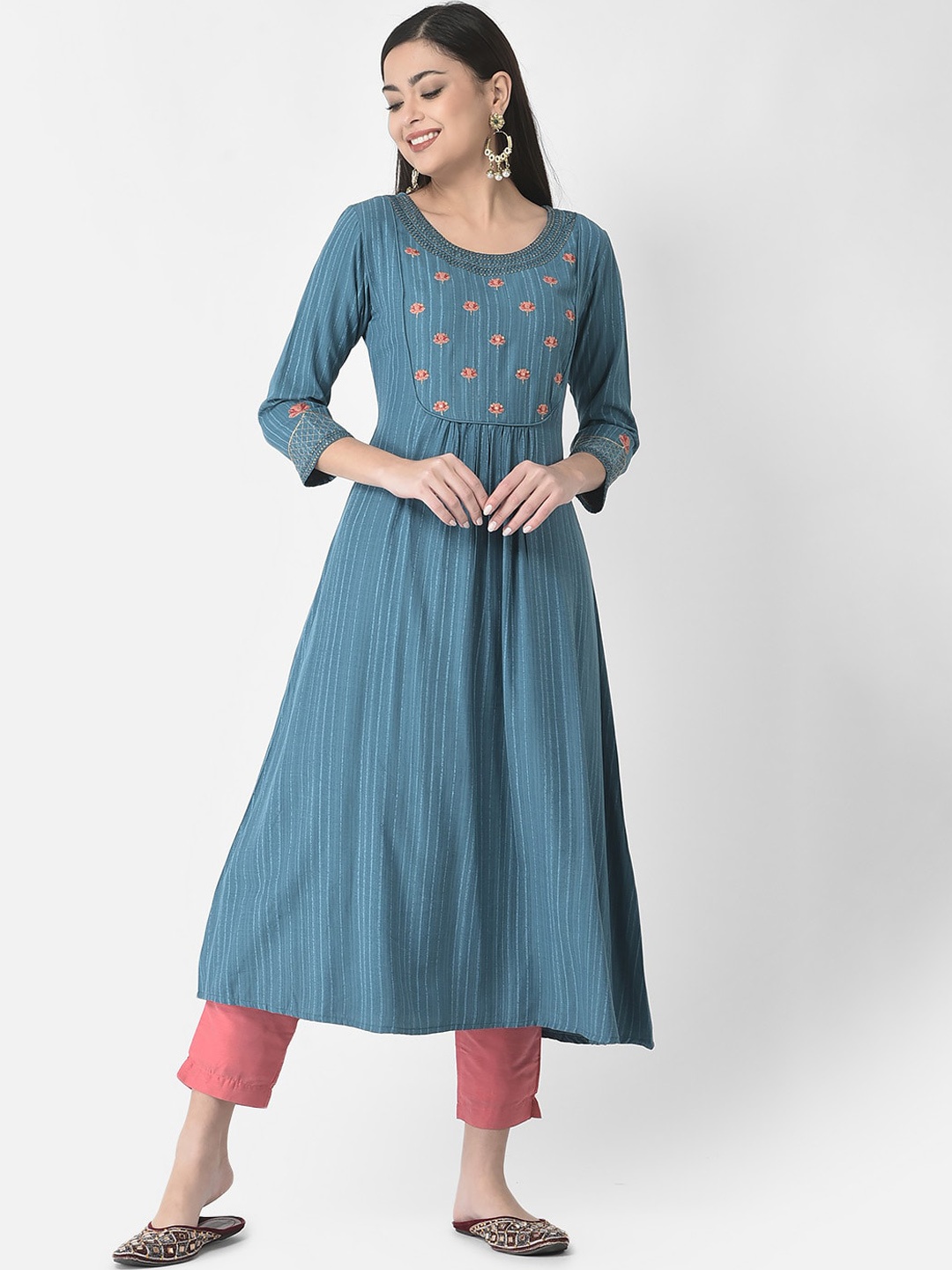 

Span Floral Embroidered Sequinned Silk A-Line Kurta, Blue