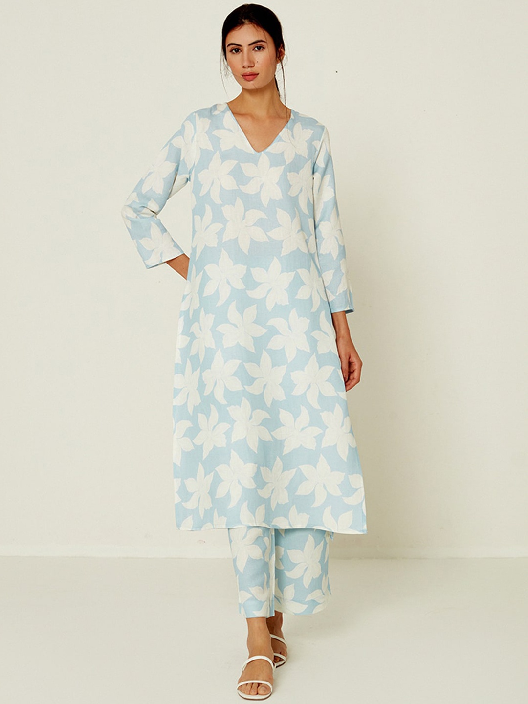 

Ancestry Flora Printed A-Line Linen Kurta, Blue