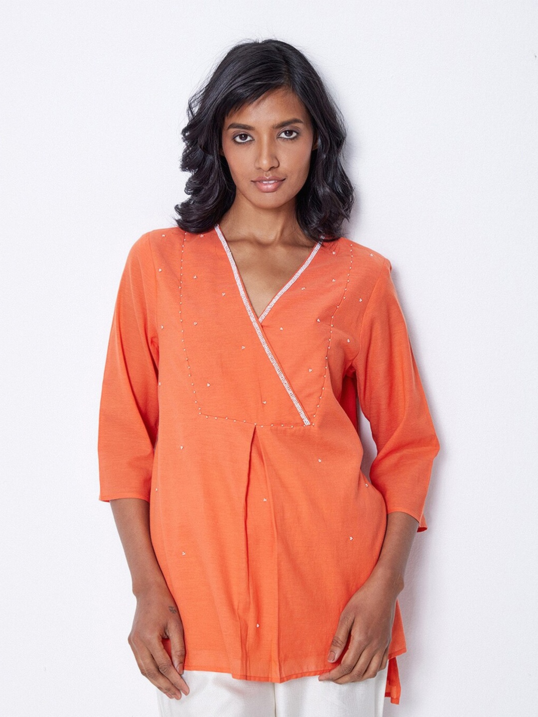 

Ancestry V Neck Pleated Kurti, Orange