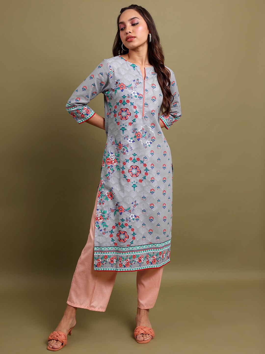 

Vishudh Grey Floral Printed Notched Neck Cotton Straight Kurta
