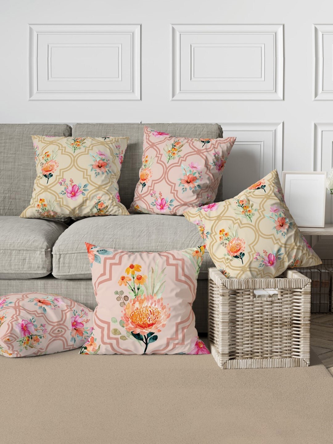 

Indigifts Generic Off White & Pink 5 Pieces Floral Printed Velvet Square Cushion Covers