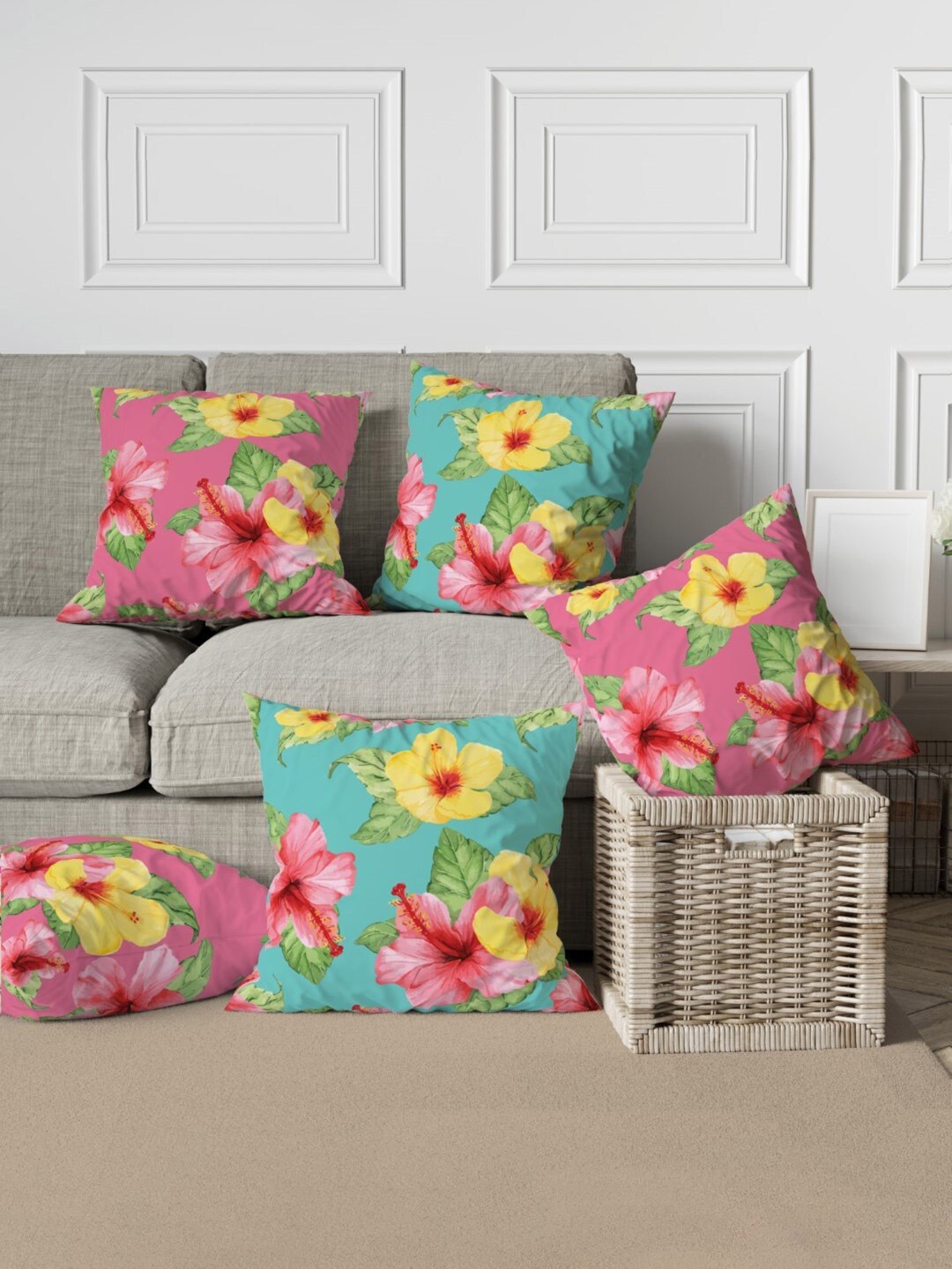 

Indigifts Generic Blue & Yellow 5 Pieces Floral Printed Velvet Square Cushion Covers