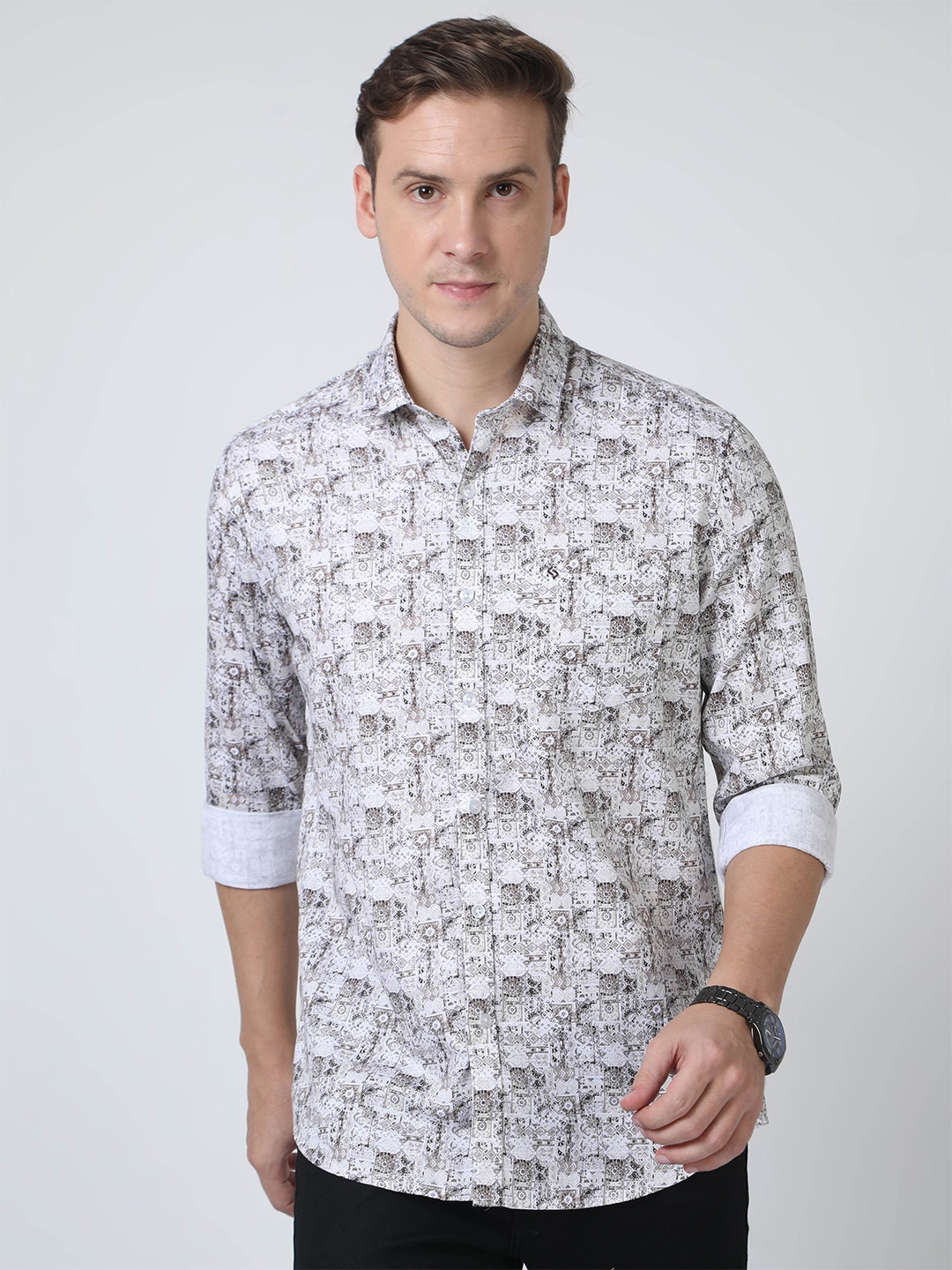 

Classic Polo Men Slim Fit Ethnic Motifs Printed Casual Shirt, White