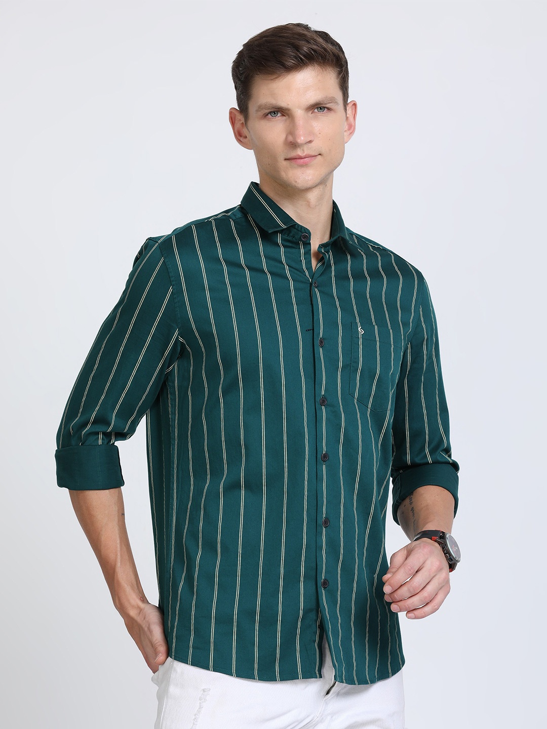 

Classic Polo Men Slim Fit Opaque Striped Casual Shirt, Green