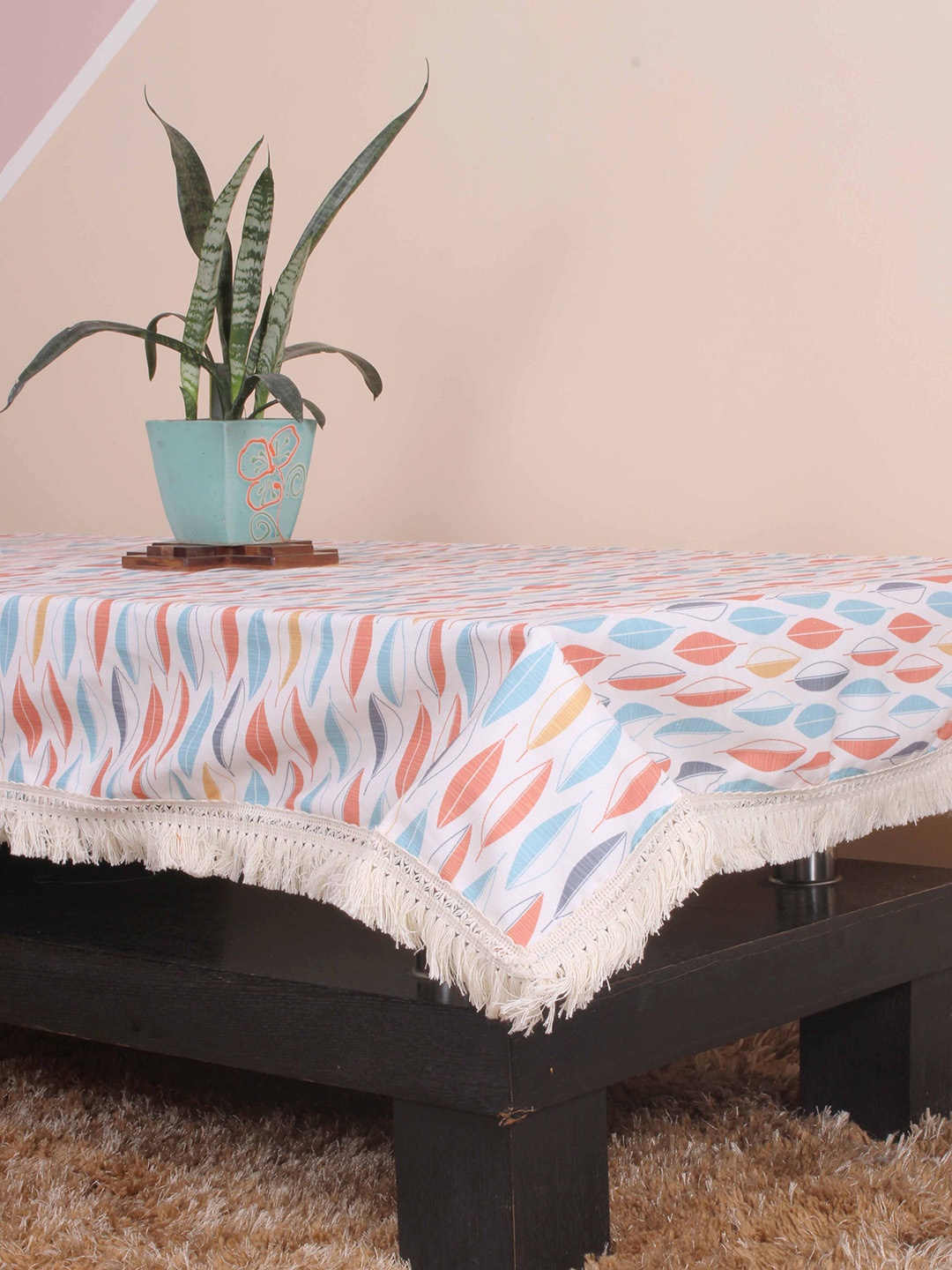 

STITCHNEST White & Blue Printed Cotton Rectangular 6-Seater Table Cover