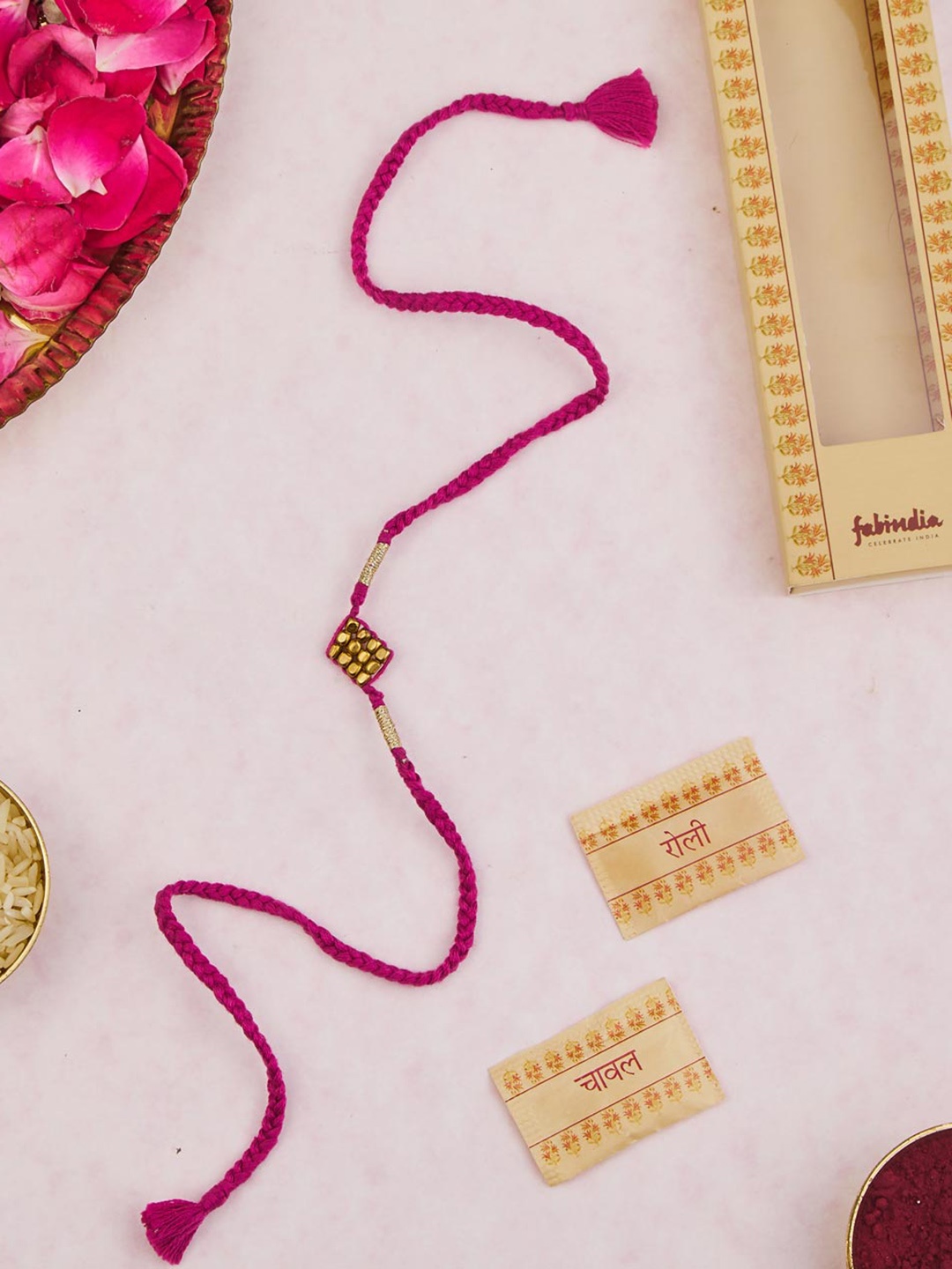 

Fabindia Unisex Rakhi With Roli & Chawal, Gold