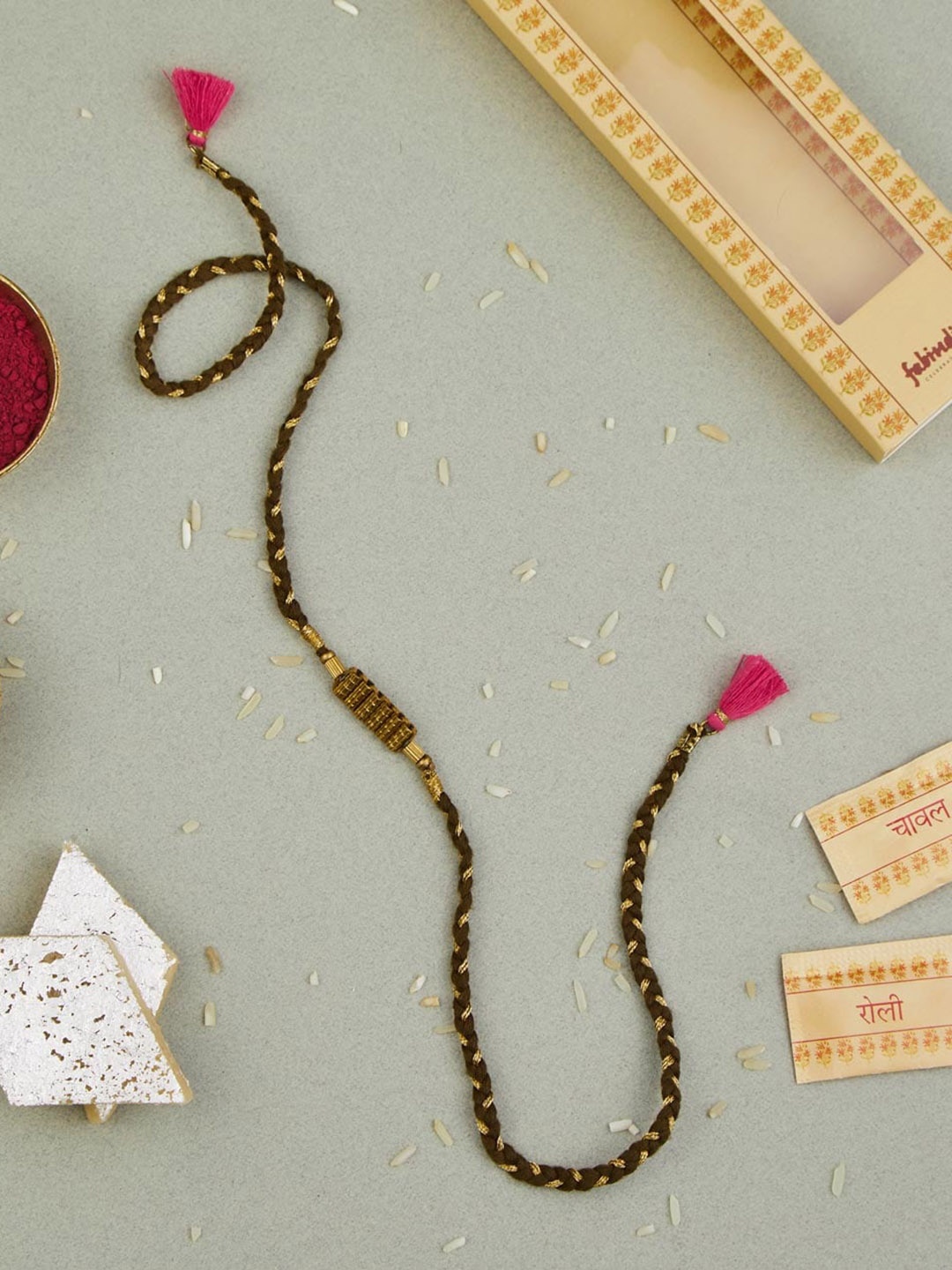 

Fabindia Unisex Rakhi With Roli & Chawal, Gold