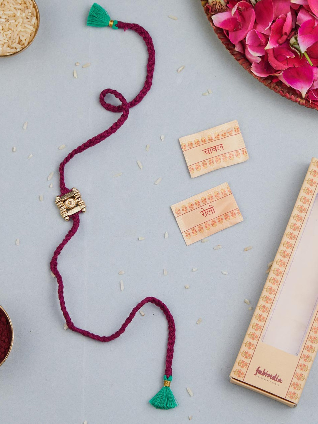 

Fabindia Unisex Rakhi With Roli & Chawal, Gold