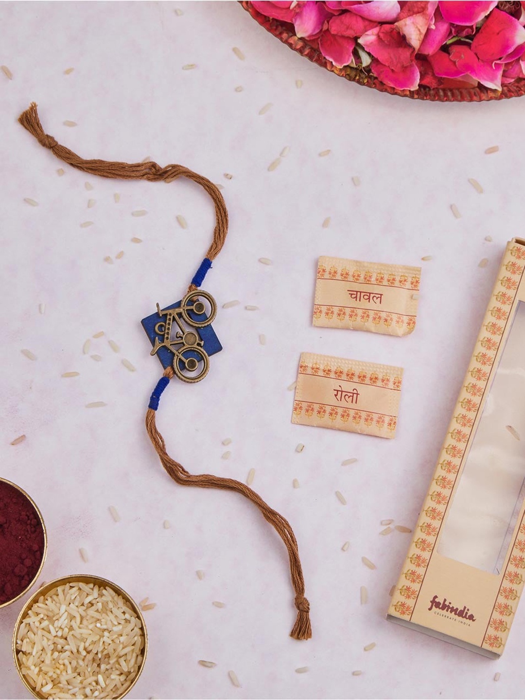 

Fabindia Unisex Rakhi With Roli & Chawal, Gold