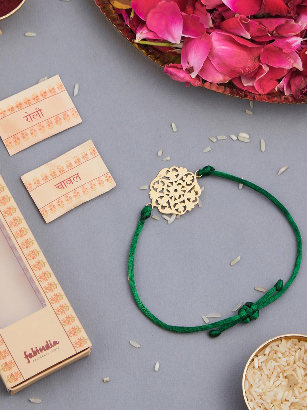 

Fabindia Unisex Gold-Plated Rakhi With Roli & Chawal