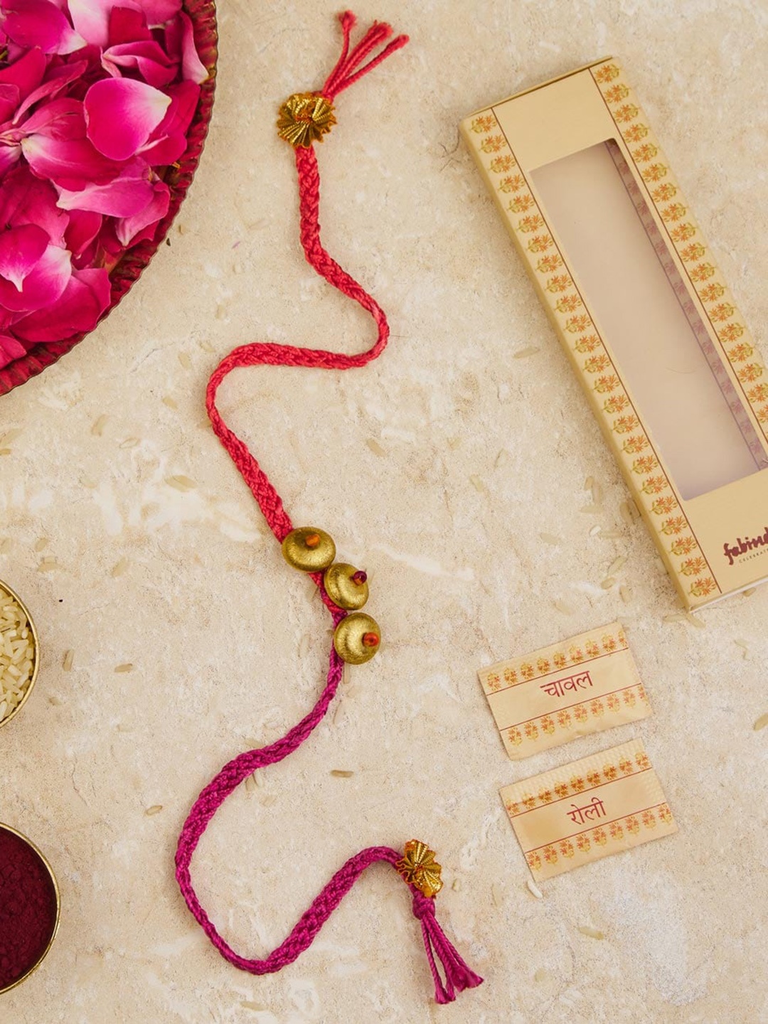 

Fabindia Unisex Gold-Plated Rakhi With Roli & Chawal