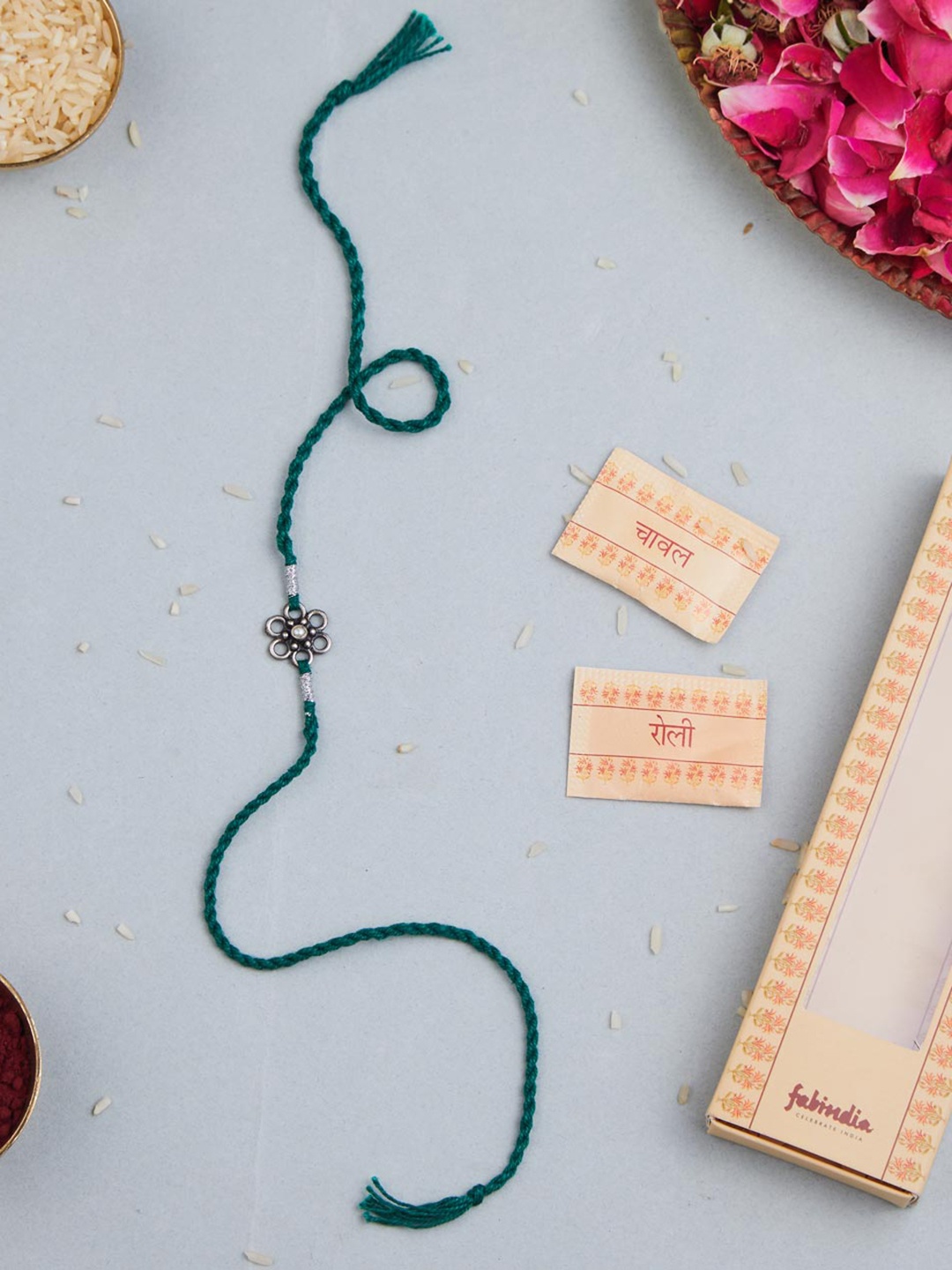 

Fabindia Unisex Silver Flower Rakhi With Roli & Chawal