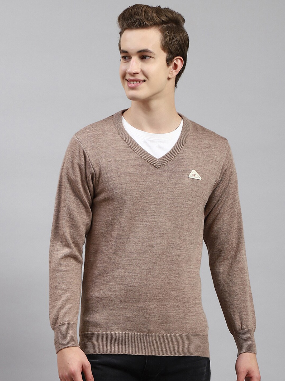 

Monte Carlo V-Neck Woollen Pullover, Camel brown