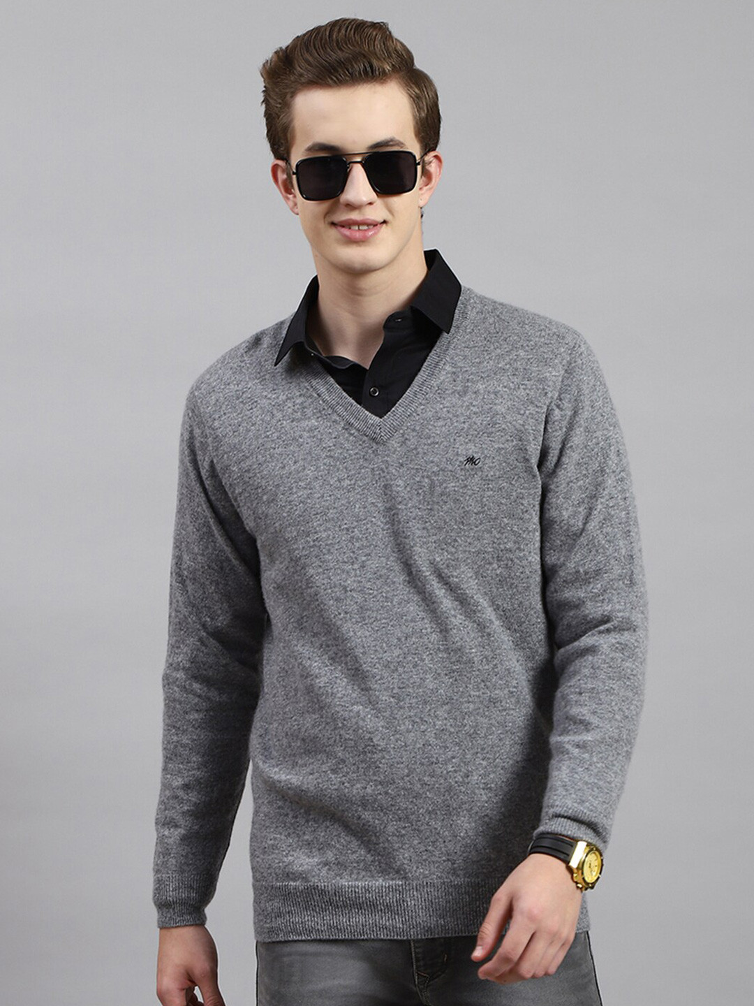 

Monte Carlo V-Neck Woollen Pullover, Grey