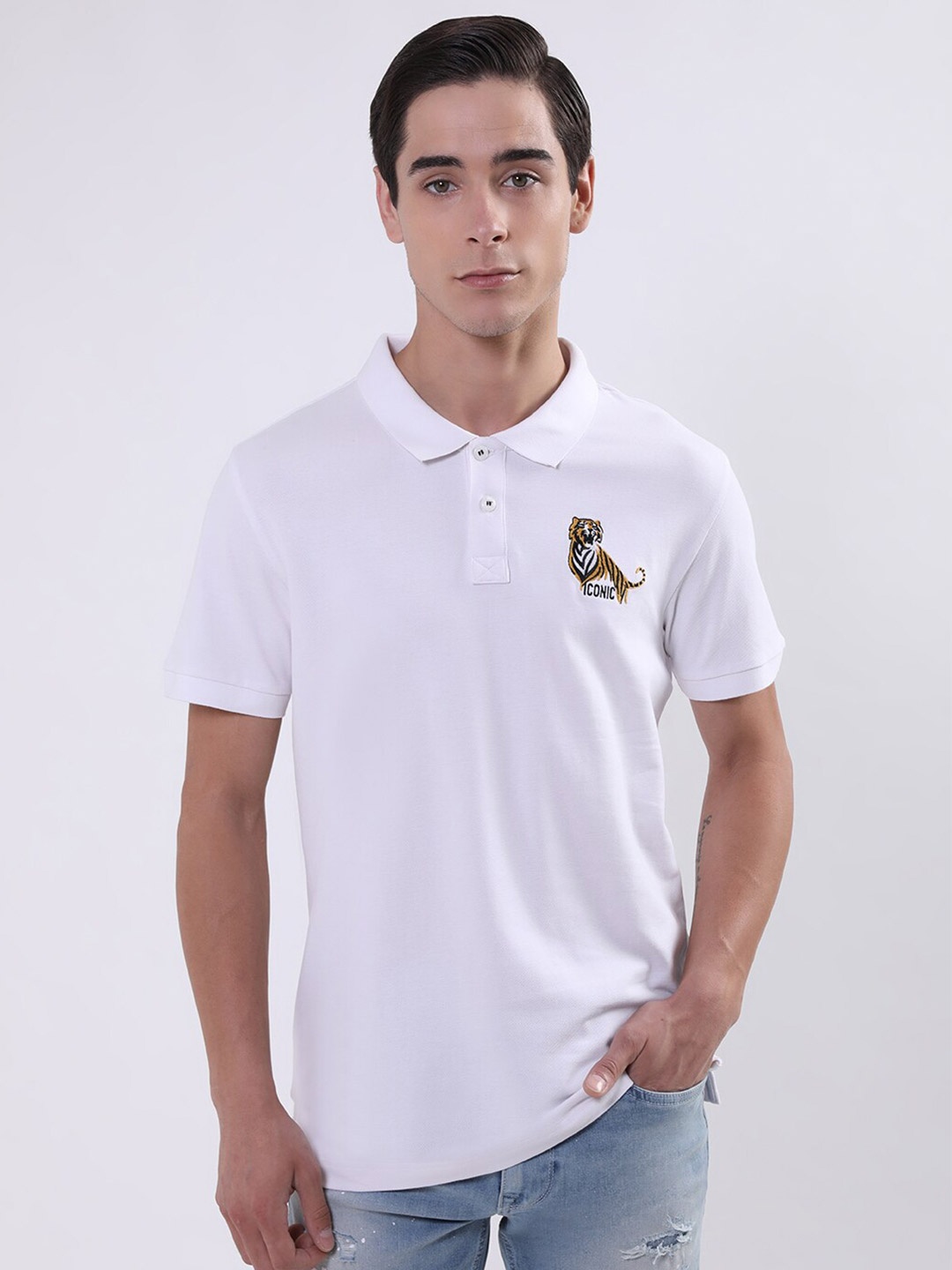 

Iconic Polo Collar Regular Fit T-shirt, White