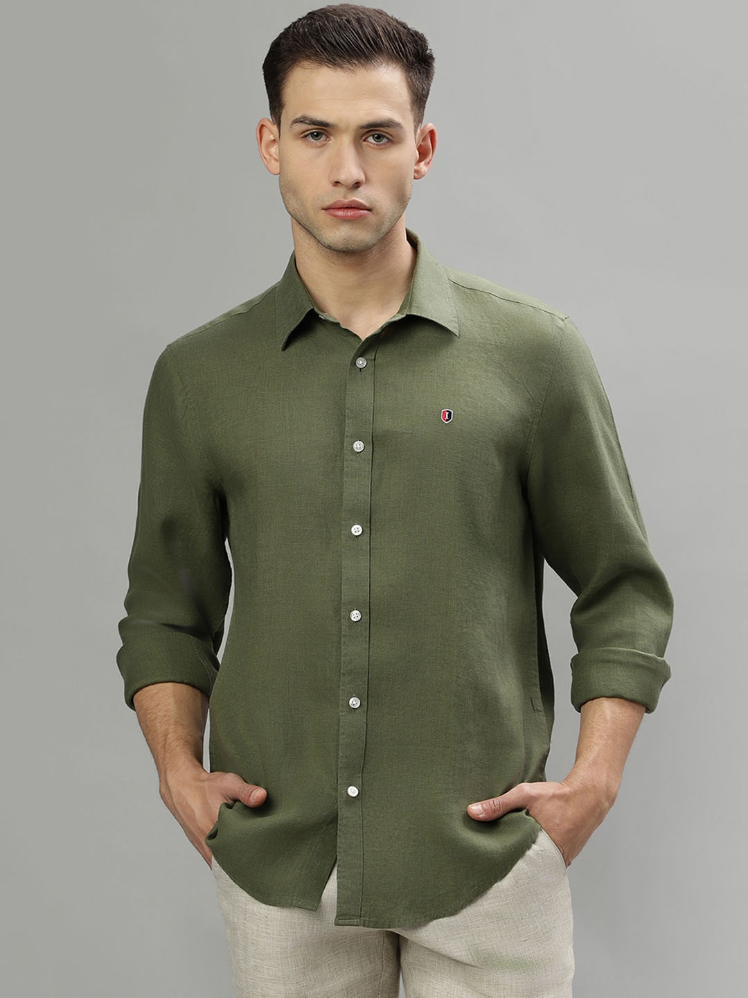 

Iconic Spread Collar Pure Linen Casual Shirt, Olive