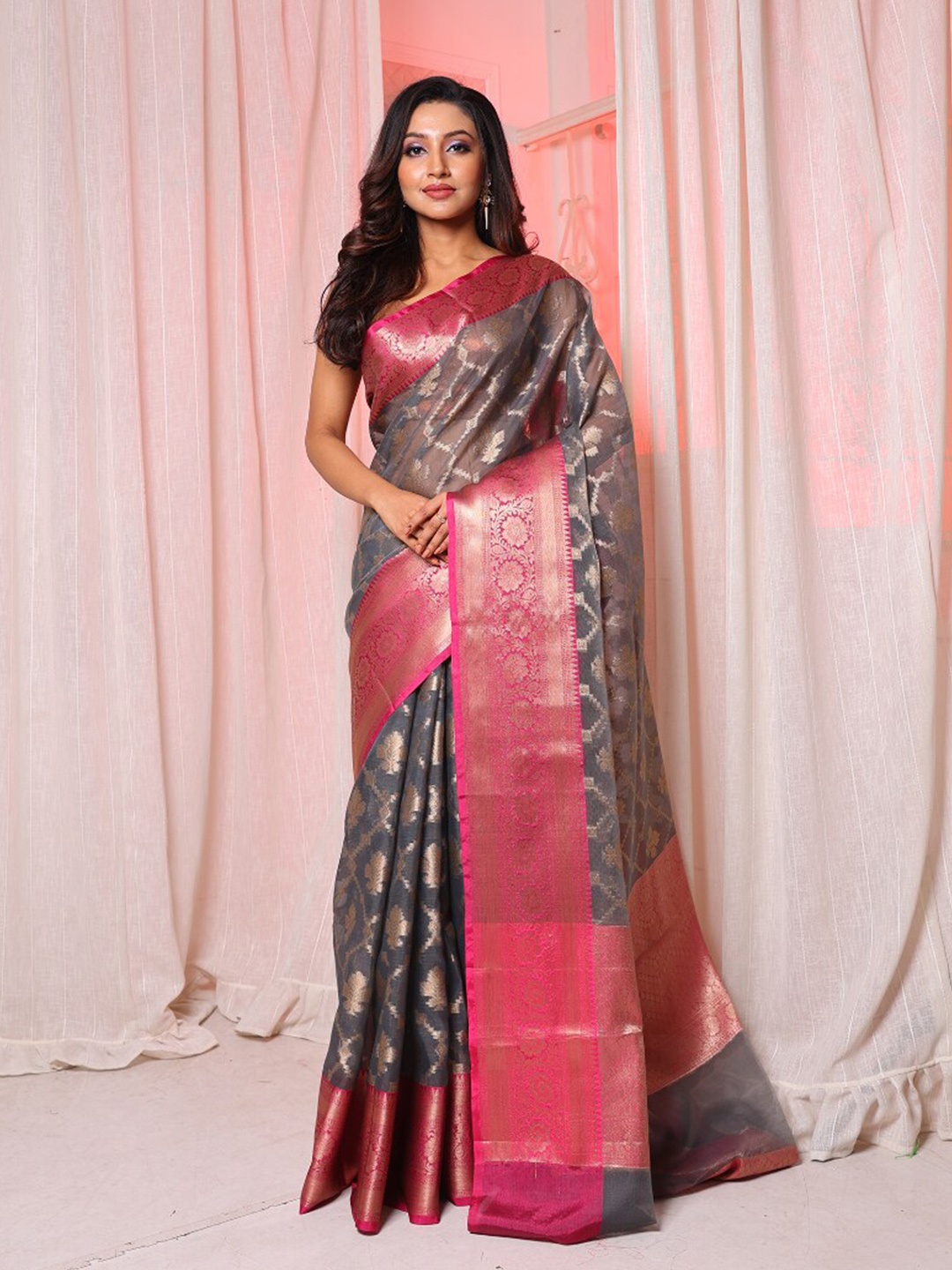 

Arhi Ethnic Motifs Woven Design Zari Organza Saree, Grey