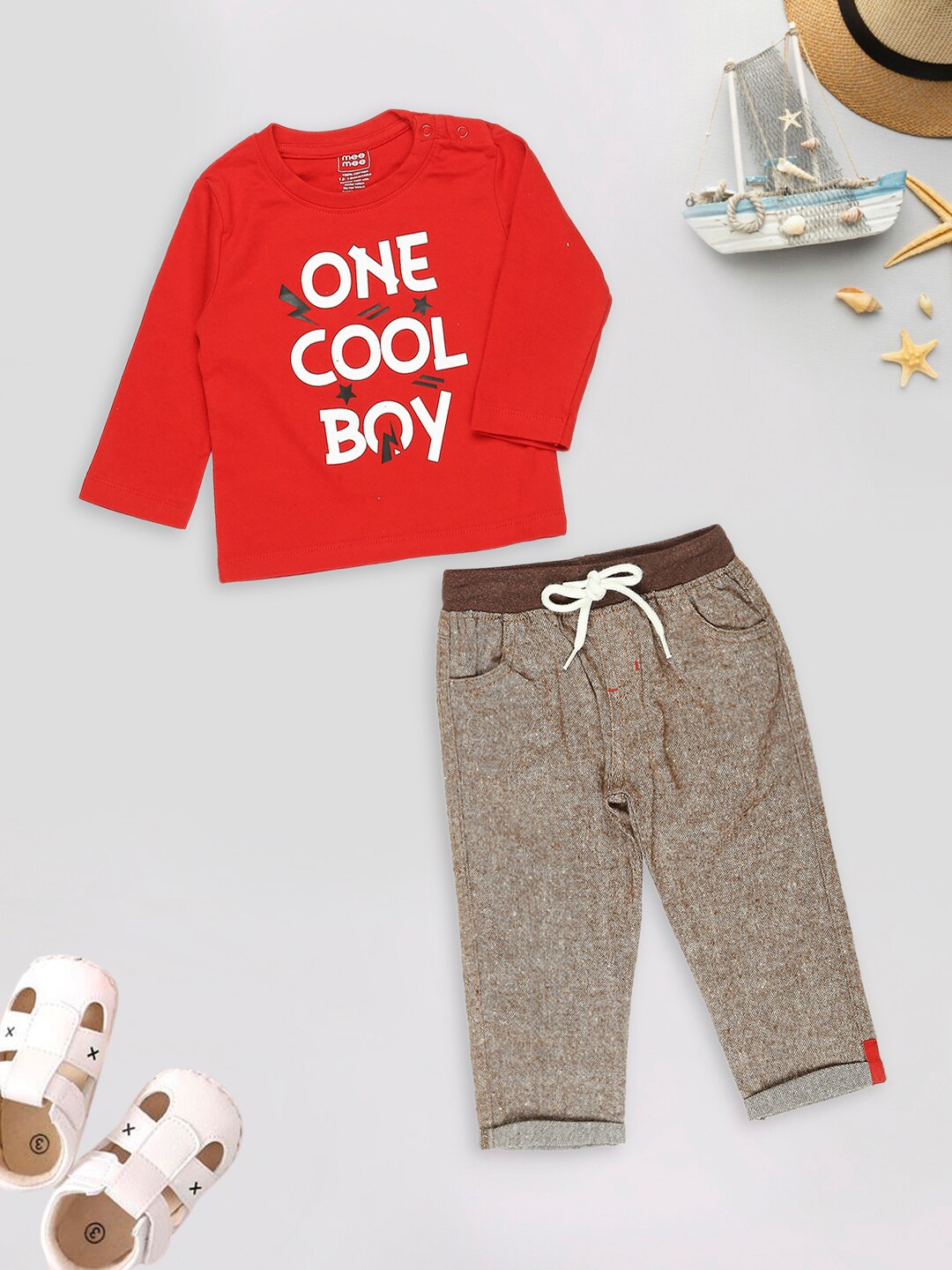 MeeMee Typography Printed Pure Cotton T-shirt with Trousers, Red
