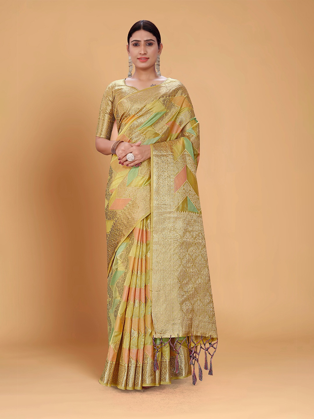

Nimayaa Ethnic Motif Woven Design Zari Organza Kanjeevaram Saree, Green