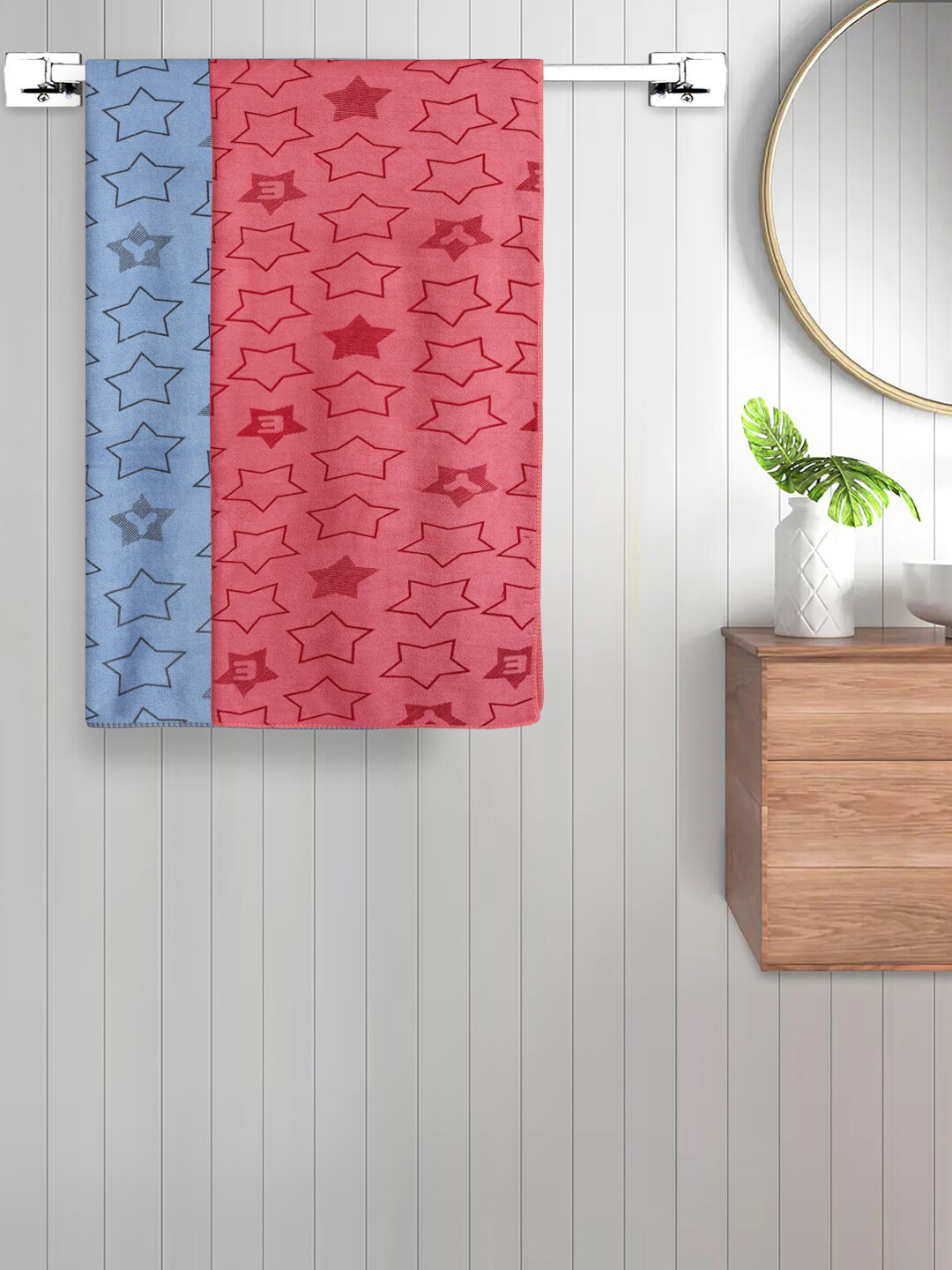 

FABINALIV Kids 2-Pcs Red & Blue Printed 350 GSM Cotton Bath Towels