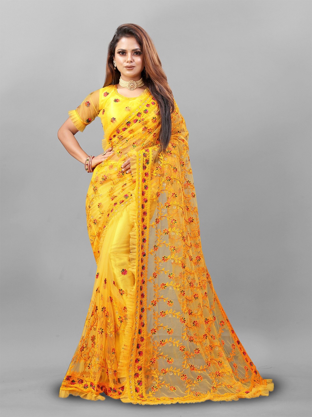 

APNISHA Floral Embroidered Net Saree, Yellow