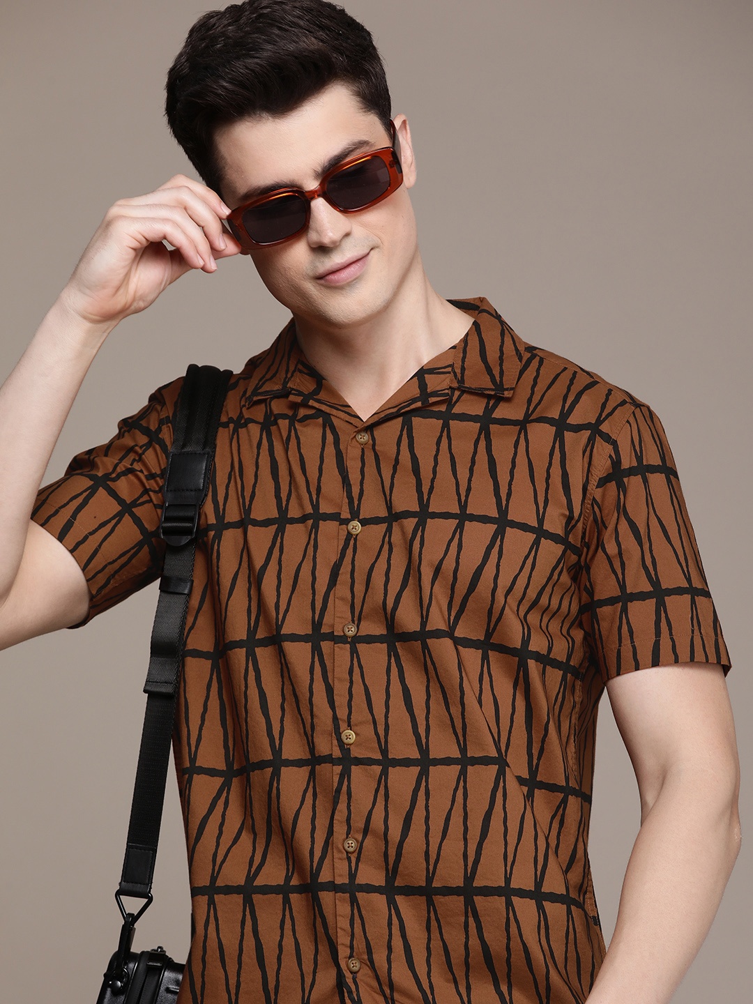 

FCUK Pure Cotton Printed Casual Shirt, Brown