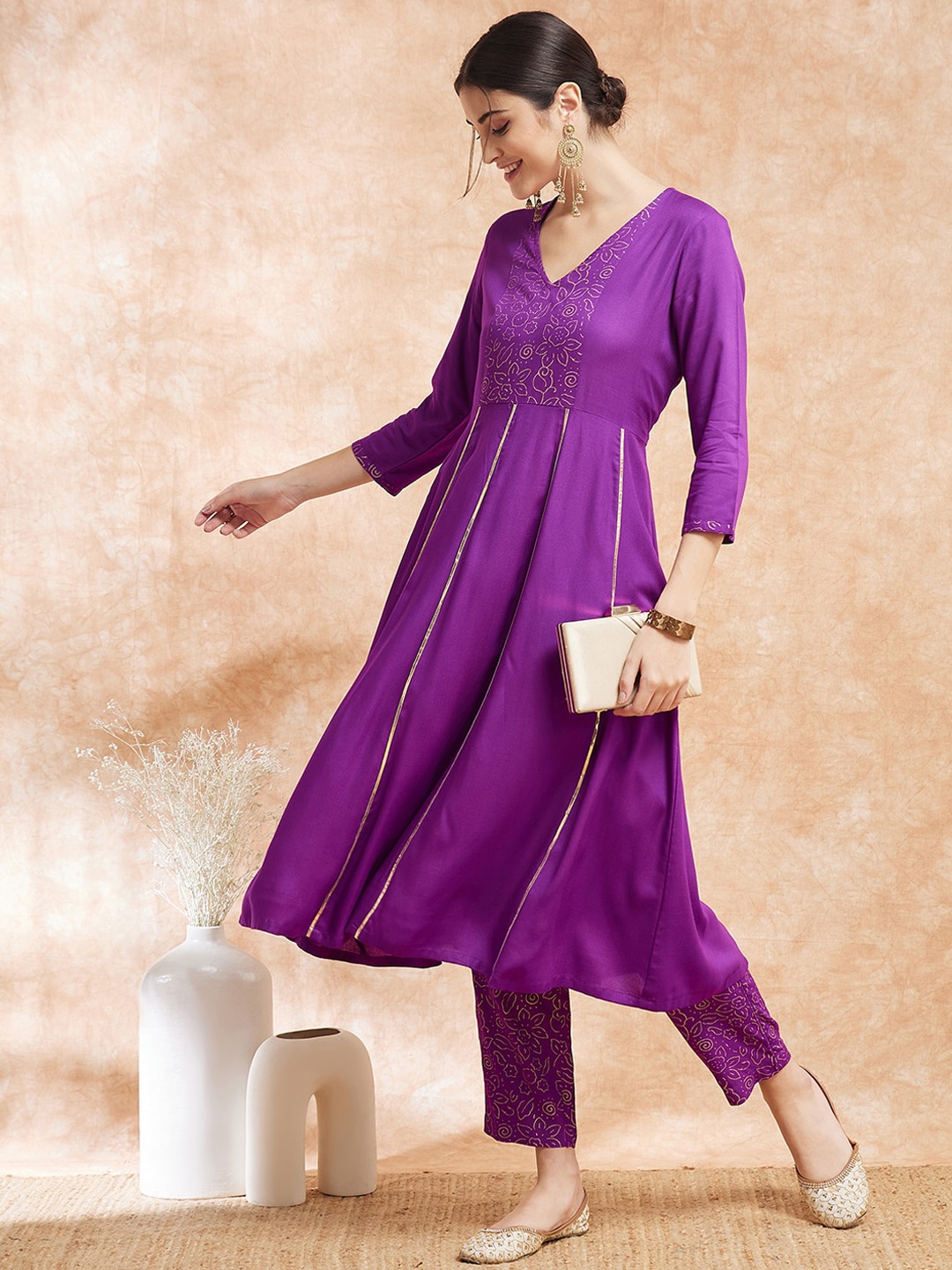 

Sangria Ethnic Motifs V-Neck Printed A-line Kurta With Trousers, Violet