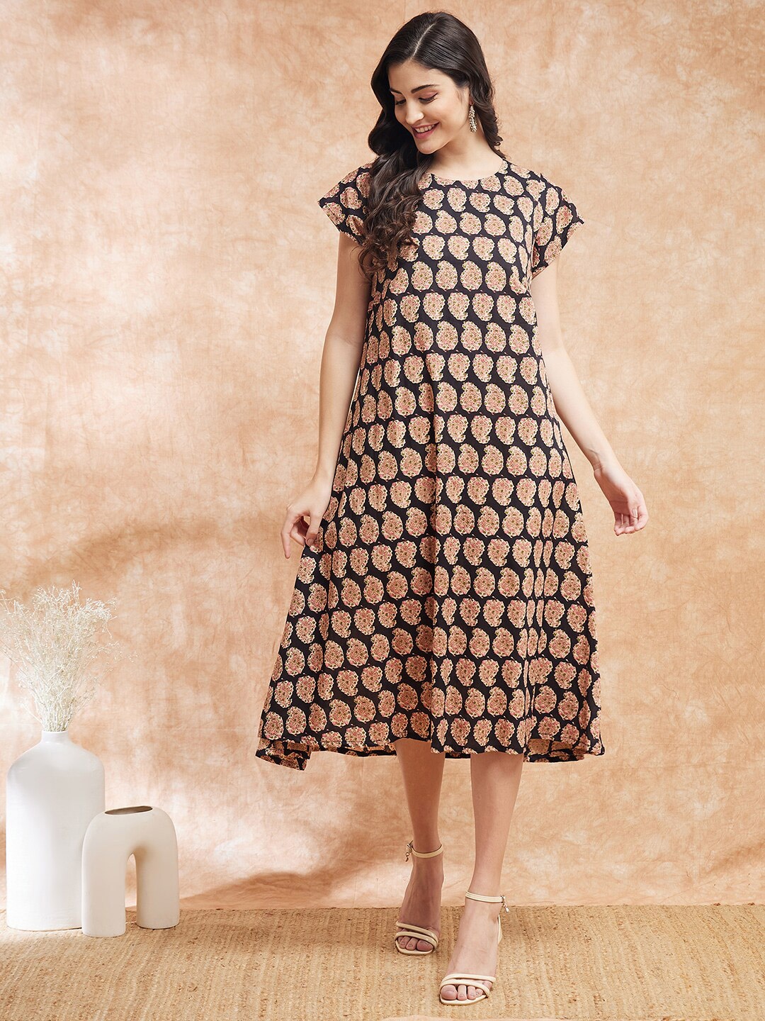 

InWeave Ethnic Motifs Printed A-Line Midi Dress, Black
