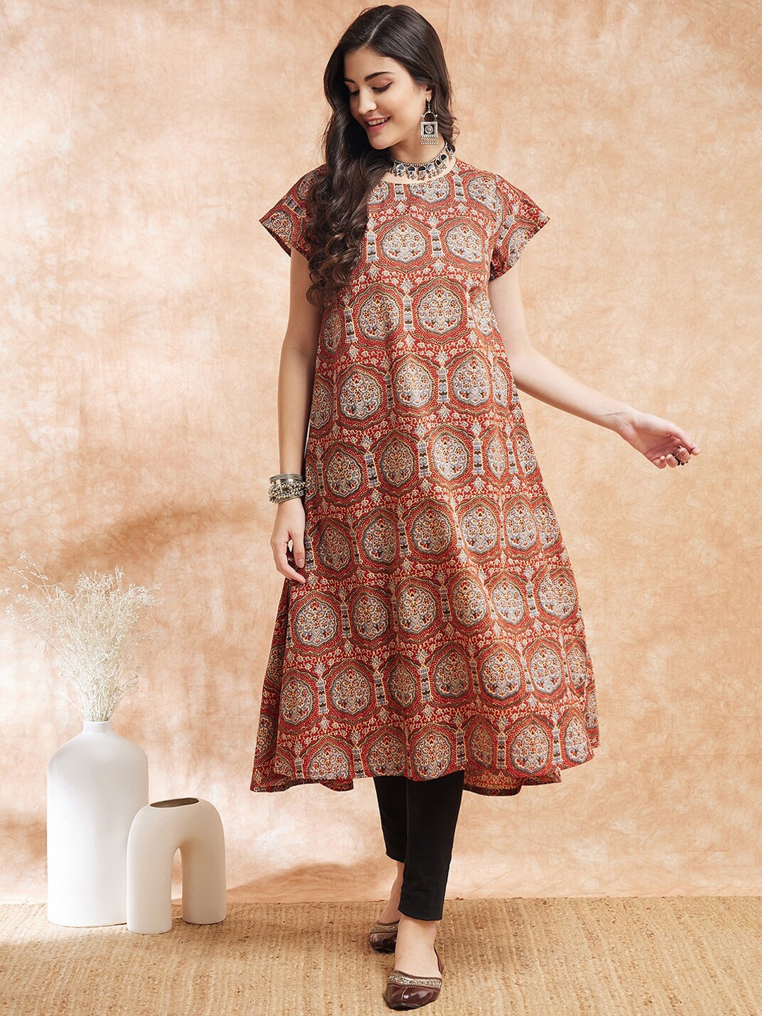 

InWeave Ethnic Motifs Printed A-Line Kurta, Brown