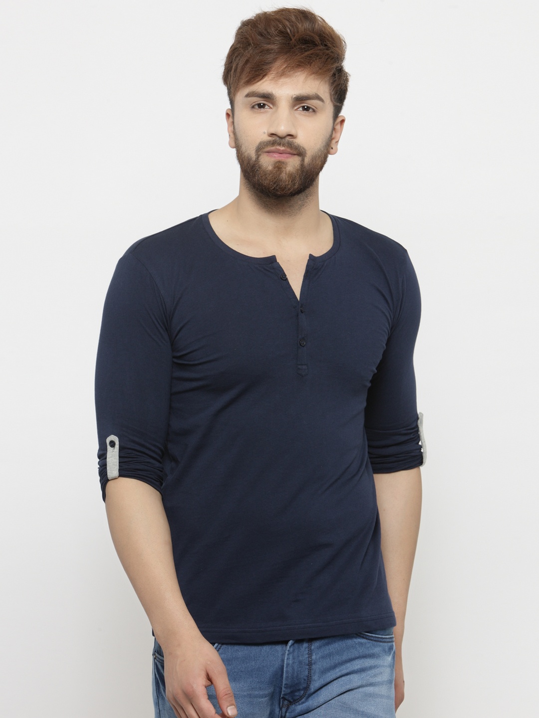 

GESPO Men Navy Blue Solid Henley Neck T-shirt