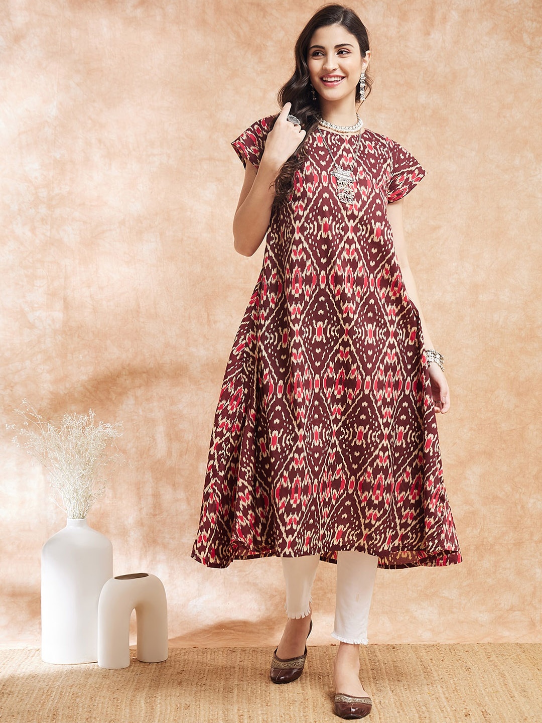 

InWeave Abstract Printed A-Line Kurta, Maroon