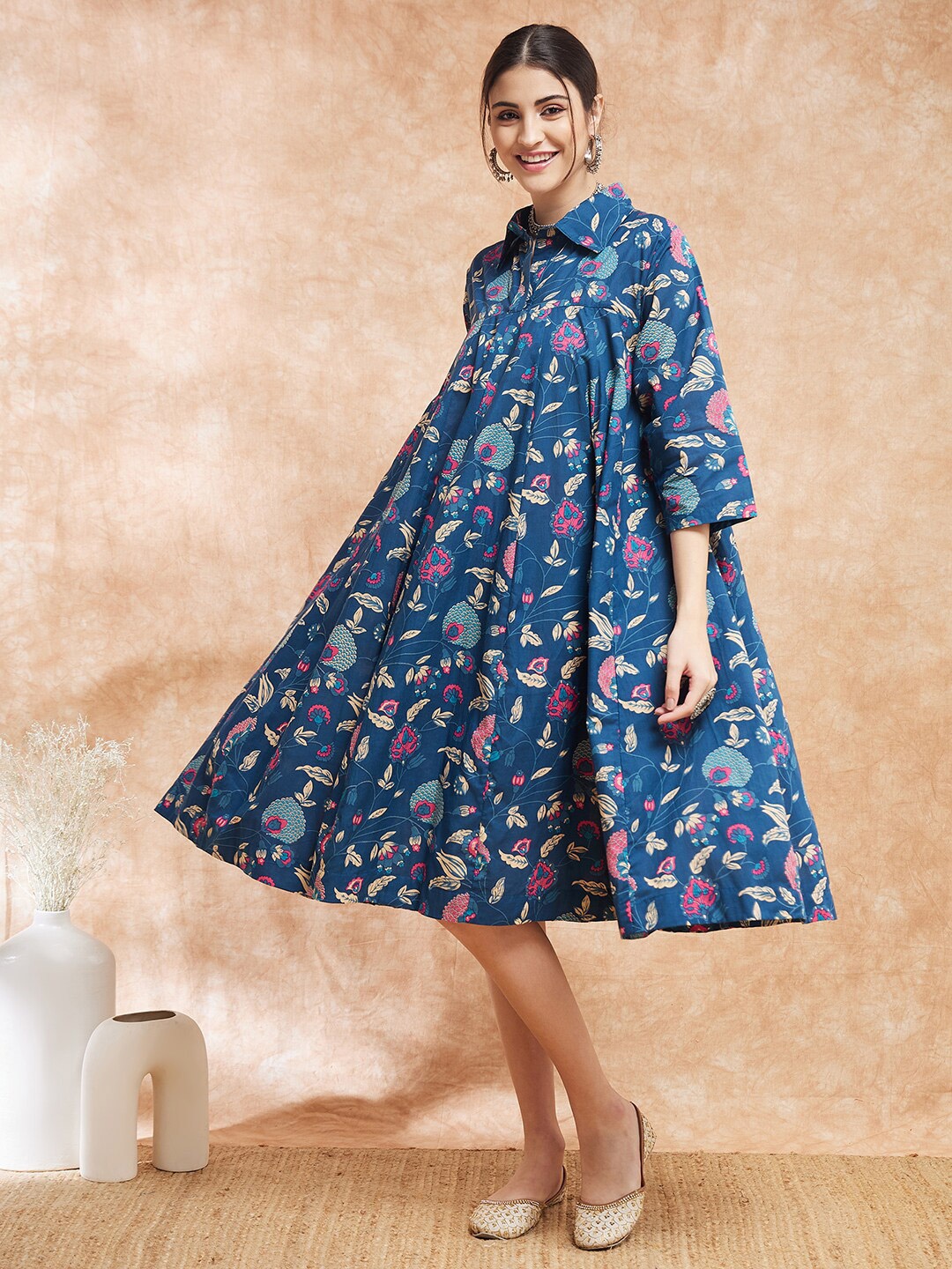 

InWeave Floral Printed Shirt Collar Pleated A-Line Dress, Blue