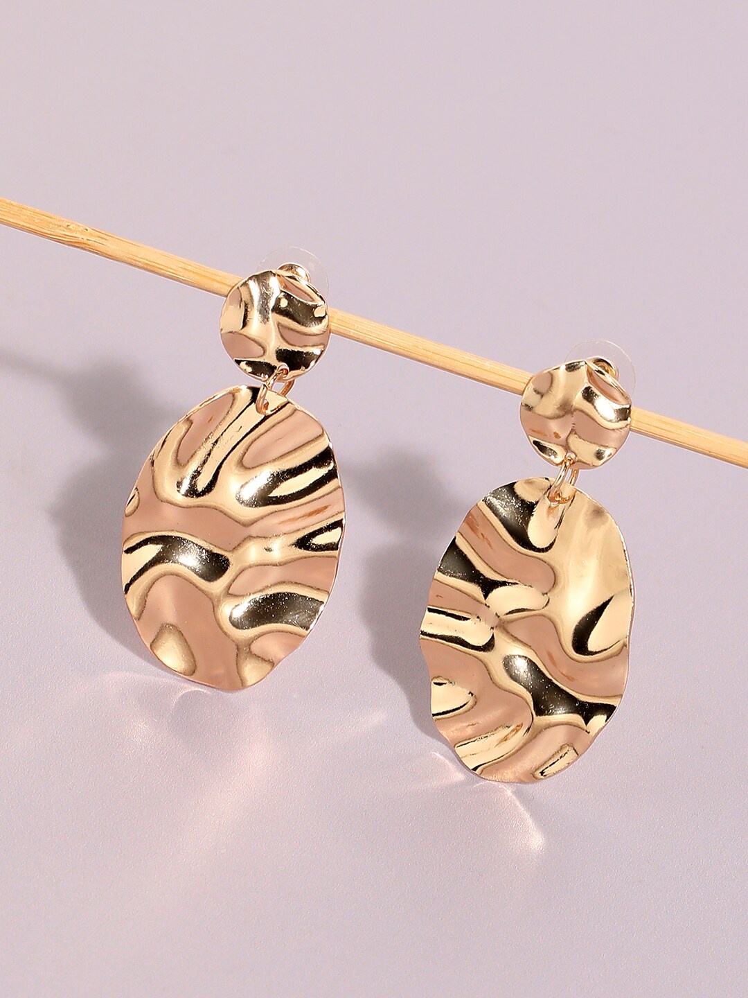 

SOHI Gold-Plated Oval Shaped Drop Earrings
