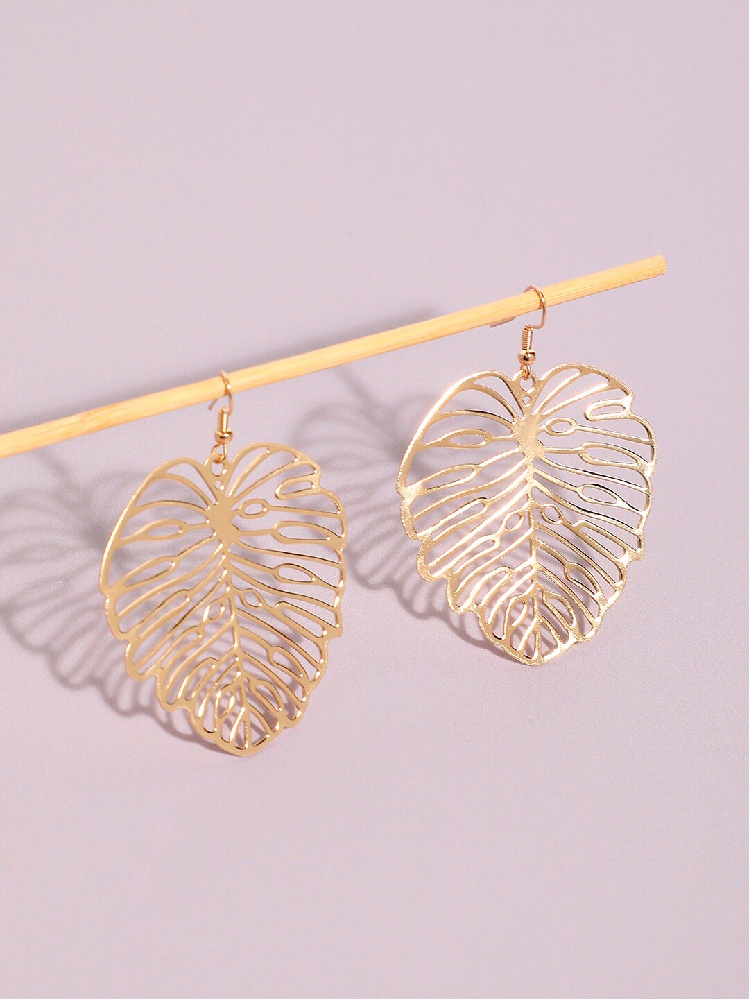 

SOHI Gold-Plated Leaf-Shaped Drop Earrings