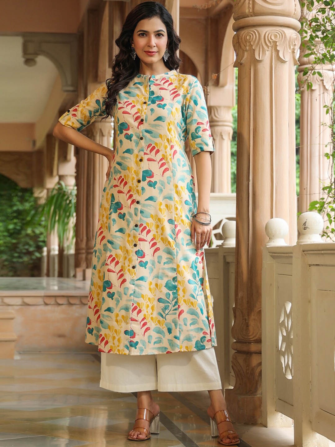 

PIROH Floral Printed A-Line Pure Cotton Kurta, Beige