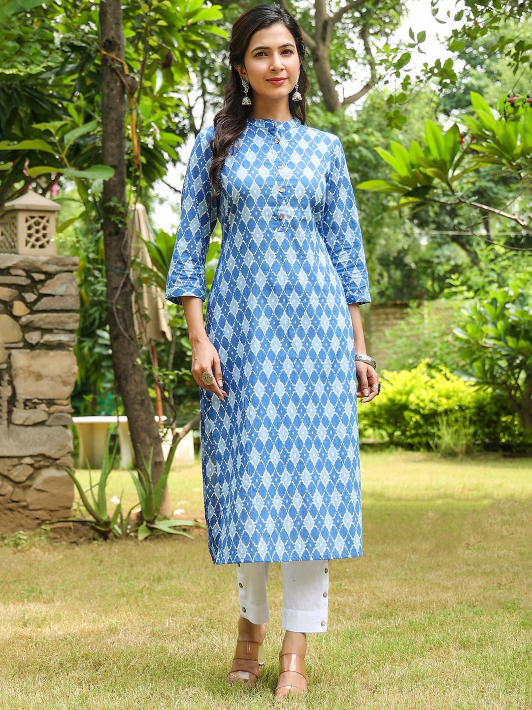 

PIROH Geometric Printed Straight Pure Cotton Kurta, Blue
