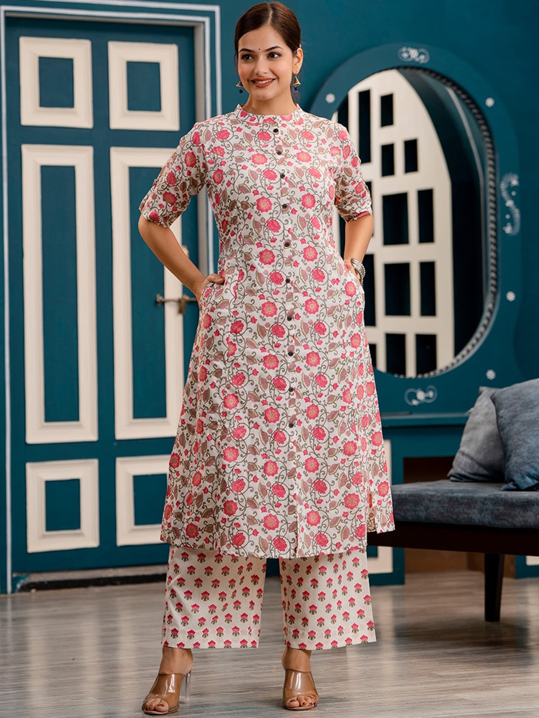 

PIROH Floral Printed A-Line Pure Cotton Kurta with Palazzos, Pink