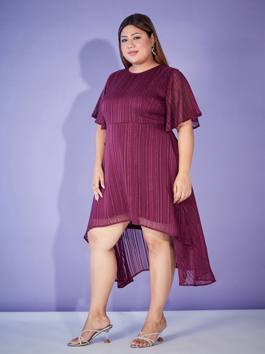

SASSAFRAS Curve Plus Size Maroon Self Design Flared Sleeve Georgette Fit & Flare Dress
