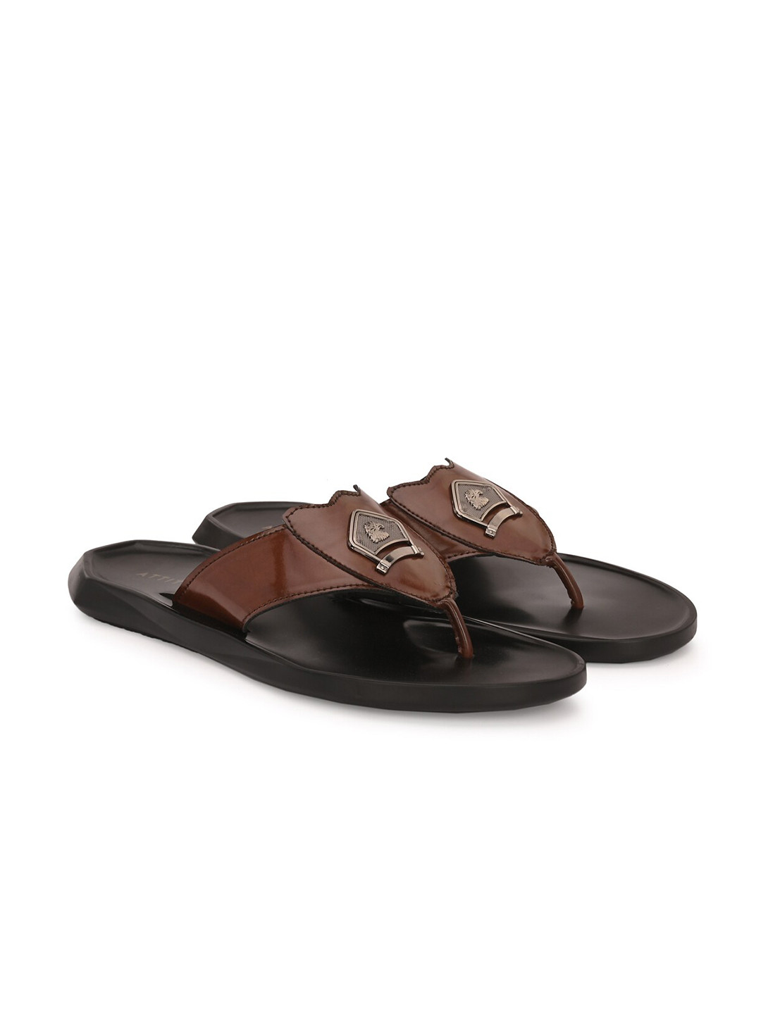 

ATTITUDIST Men Embellished Comfort Sandals, Brown