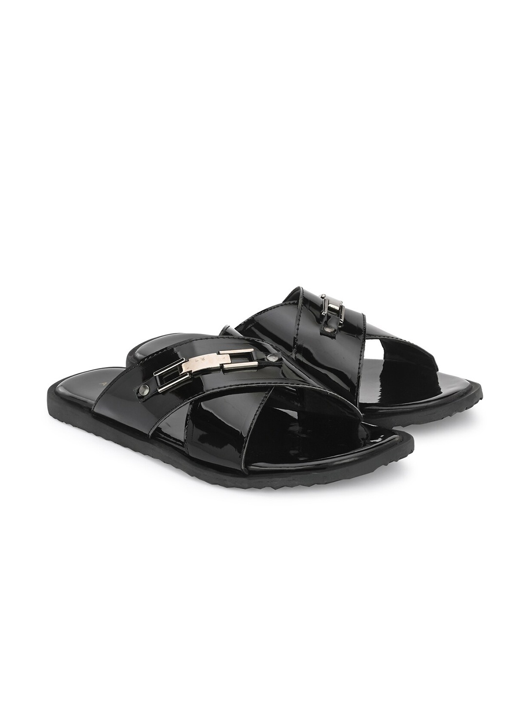 

ATTITUDIST Men Buckled Comfort Sandals, Black