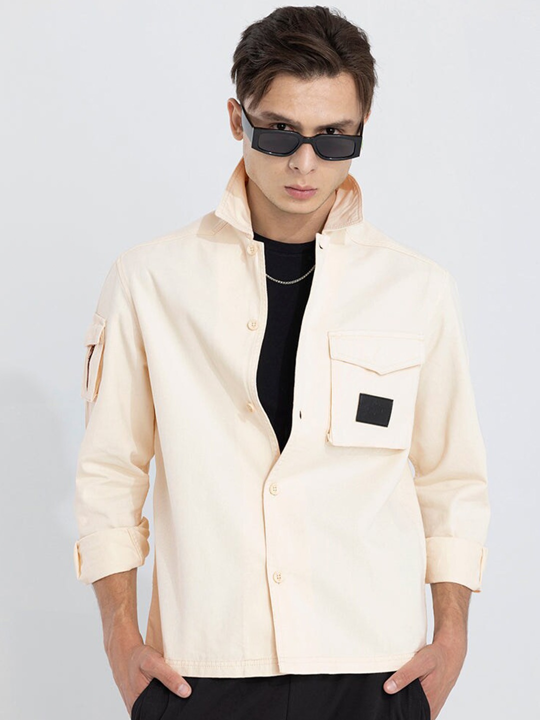 

Snitch Cream-Coloured Classic Boxy Opaque Pure Cotton Casual Shacket