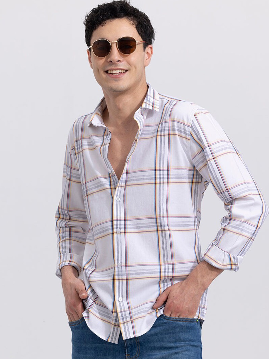 

Snitch White Checked Classic Slim Fit Cotton Casual Shirt