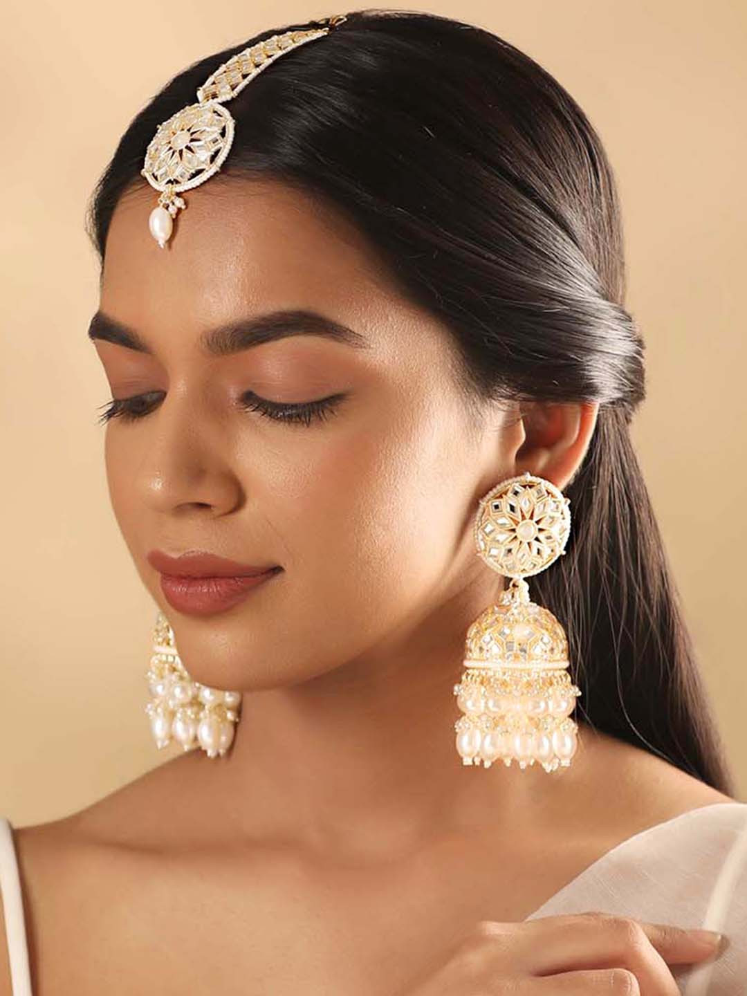 

Rubans 24 KT Gold-Plated Kundan-Studded & Pearl Beaded Jewellery Set