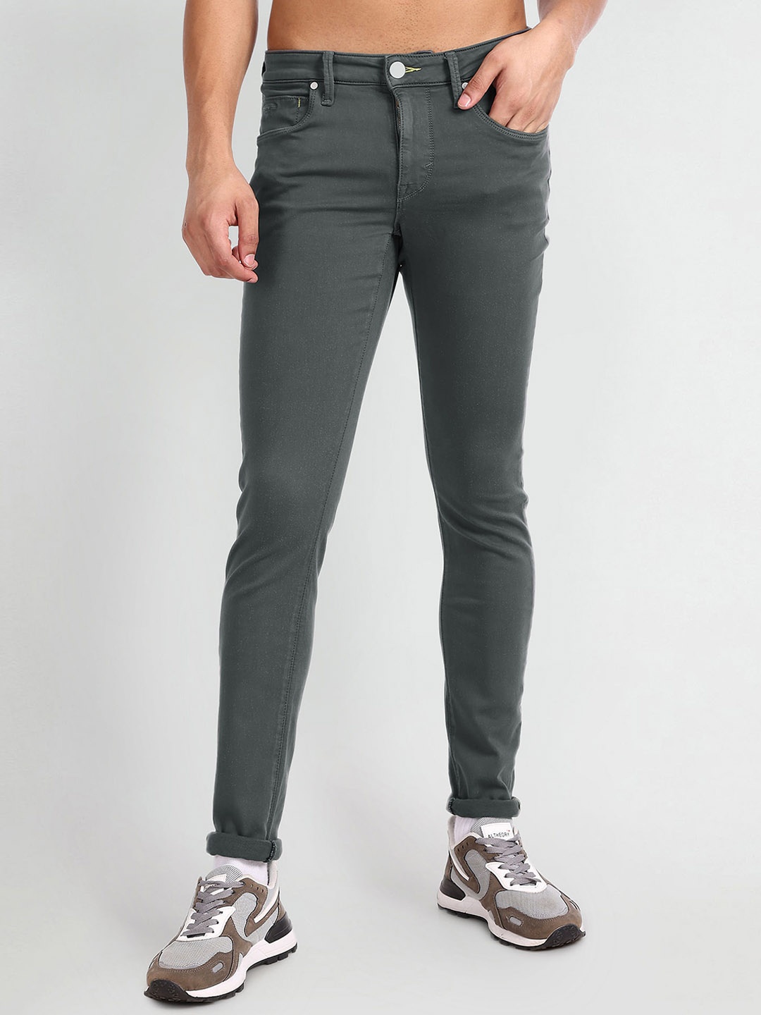 

Flying Machine Men Grey Super Skinny Fit Low-Rise Low Distress Stretchable Jeans