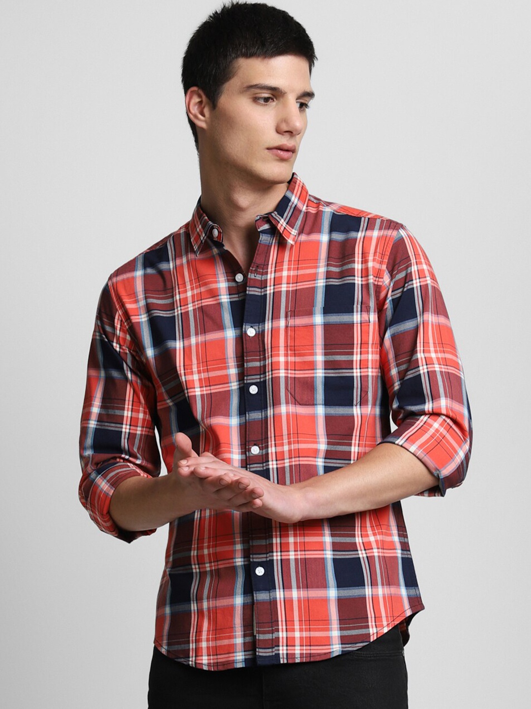 

Dennis Lingo Slim Fit Tartan Checks Pure Cotton Casual Shirt, Red